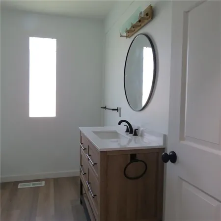 $225,900 | 101 East 3rd Street, Stanberry, MO 64489