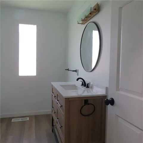 $225,900 | 101 East 3rd Street, Stanberry, MO 64489