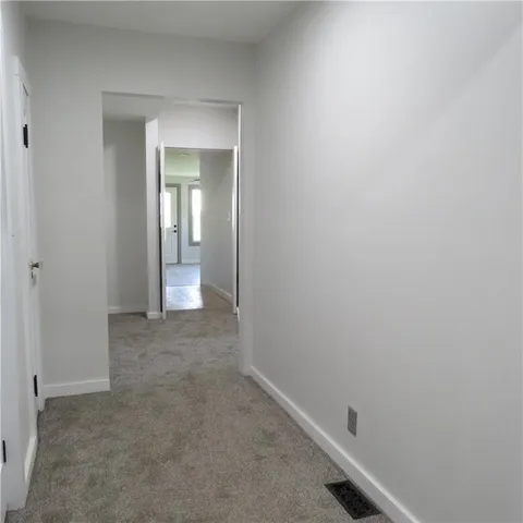 $225,900 | 101 East 3rd Street, Stanberry, MO 64489