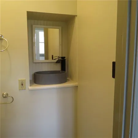 $225,900 | 101 East 3rd Street, Stanberry, MO 64489