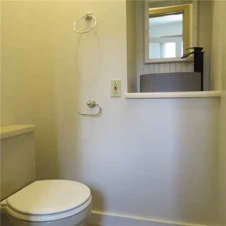 $225,900 | 101 East 3rd Street, Stanberry, MO 64489