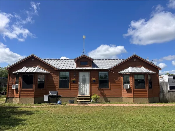 $225,000 | 6995 County Road 12, Bishop, TX 78343