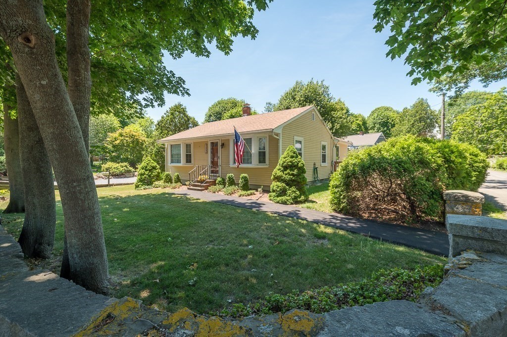173 Main Street Rockport, MA 01966 - Photo 2 of 31