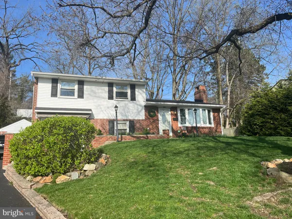 $650,000 | 8 Grove Lane, Broomall, PA 19008