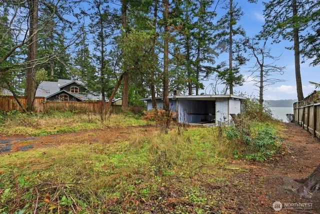 $559,000 | 1284 Dines Point Road, Greenbank, WA 98253