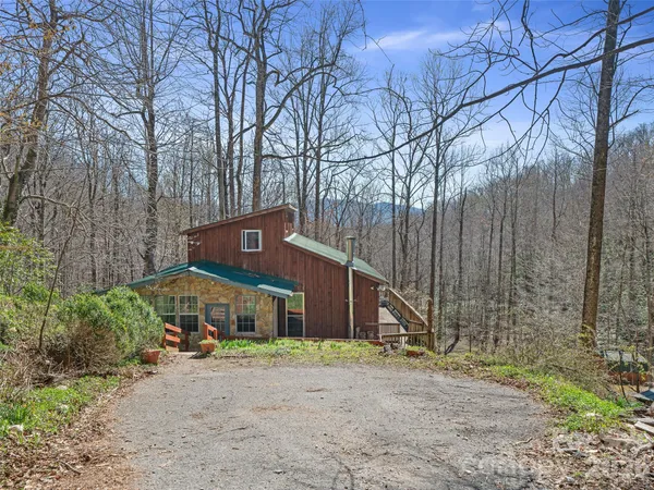 $215,000 | 966 Waites Hollifield Road, Marion, NC 28752