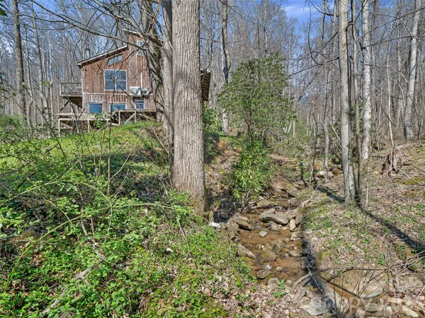 $215,000 | 966 Waites Hollifield Road, Marion, NC 28752