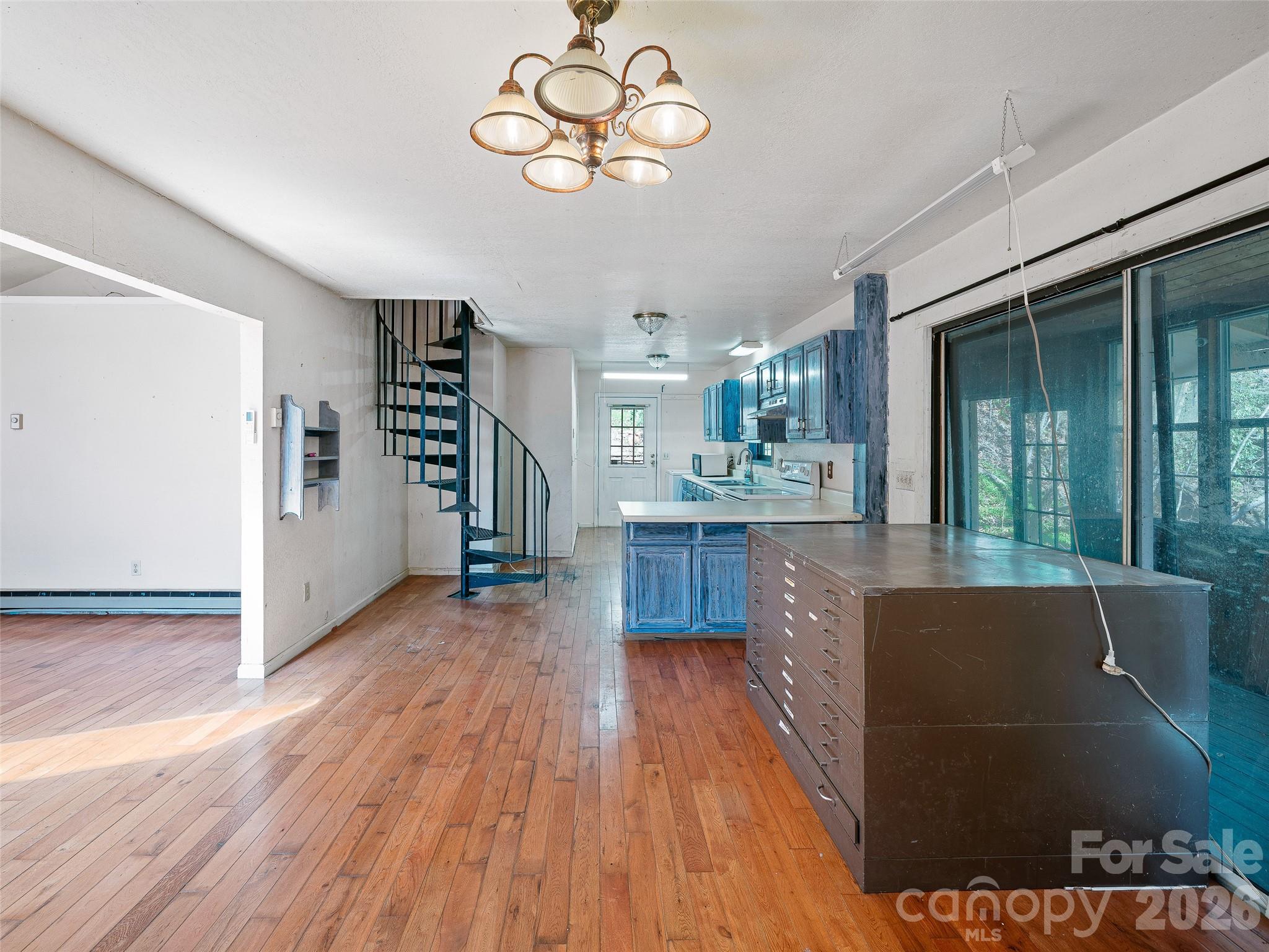 966 Waites Hollifield Road Marion, NC 28752 - Photo 4 of 27