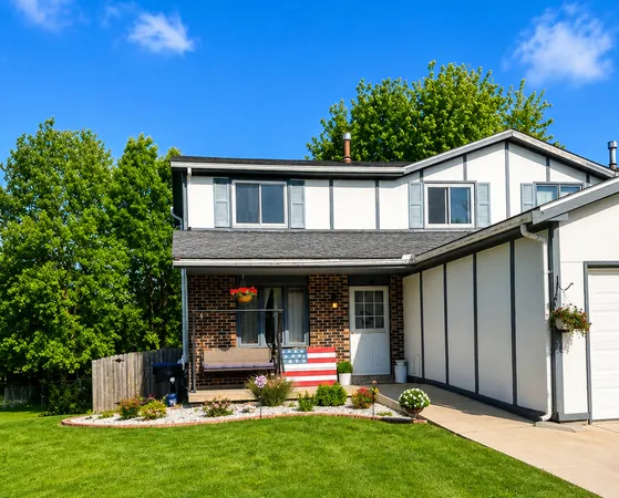$189,500 | 1406 Challis Drive, Bloomington, IL 61704