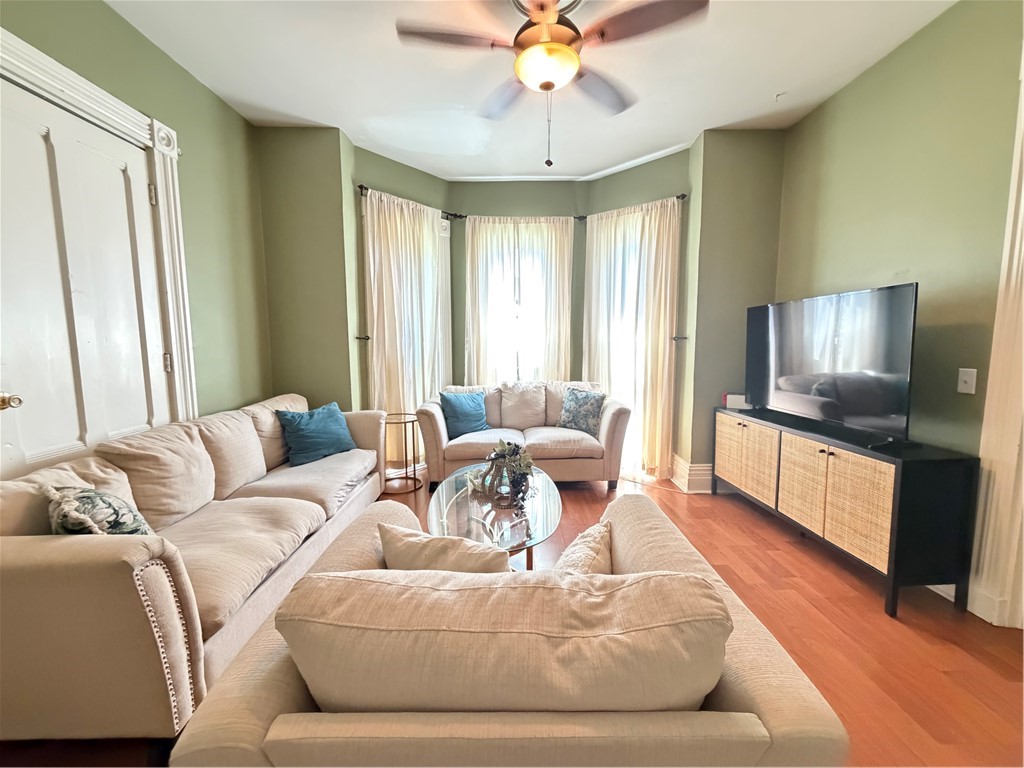 39 Edmonds Street Rochester, NY 14607 - Photo 7 of 25 Downstairs Unit