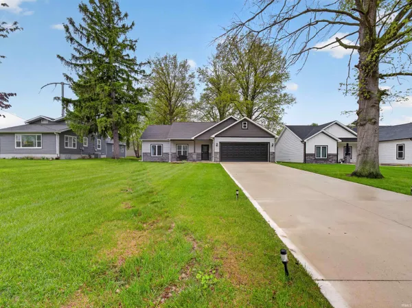 $325,000 | 5686 Rothman Road, Fort Wayne, IN 46835