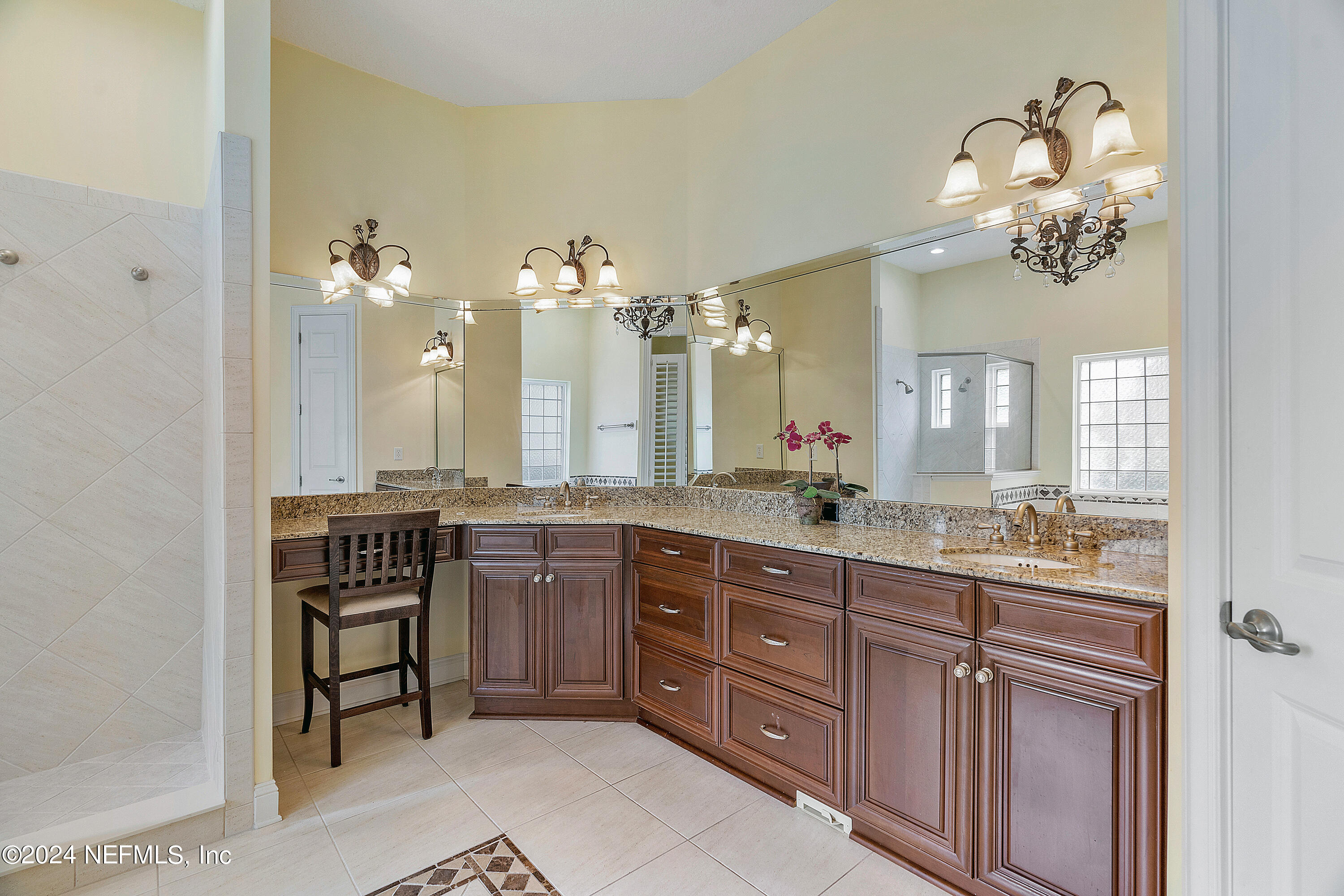 104 Lantana Court Ponte Vedra Beach, FL 32082 - Photo 20 of 37 Owner's Bath