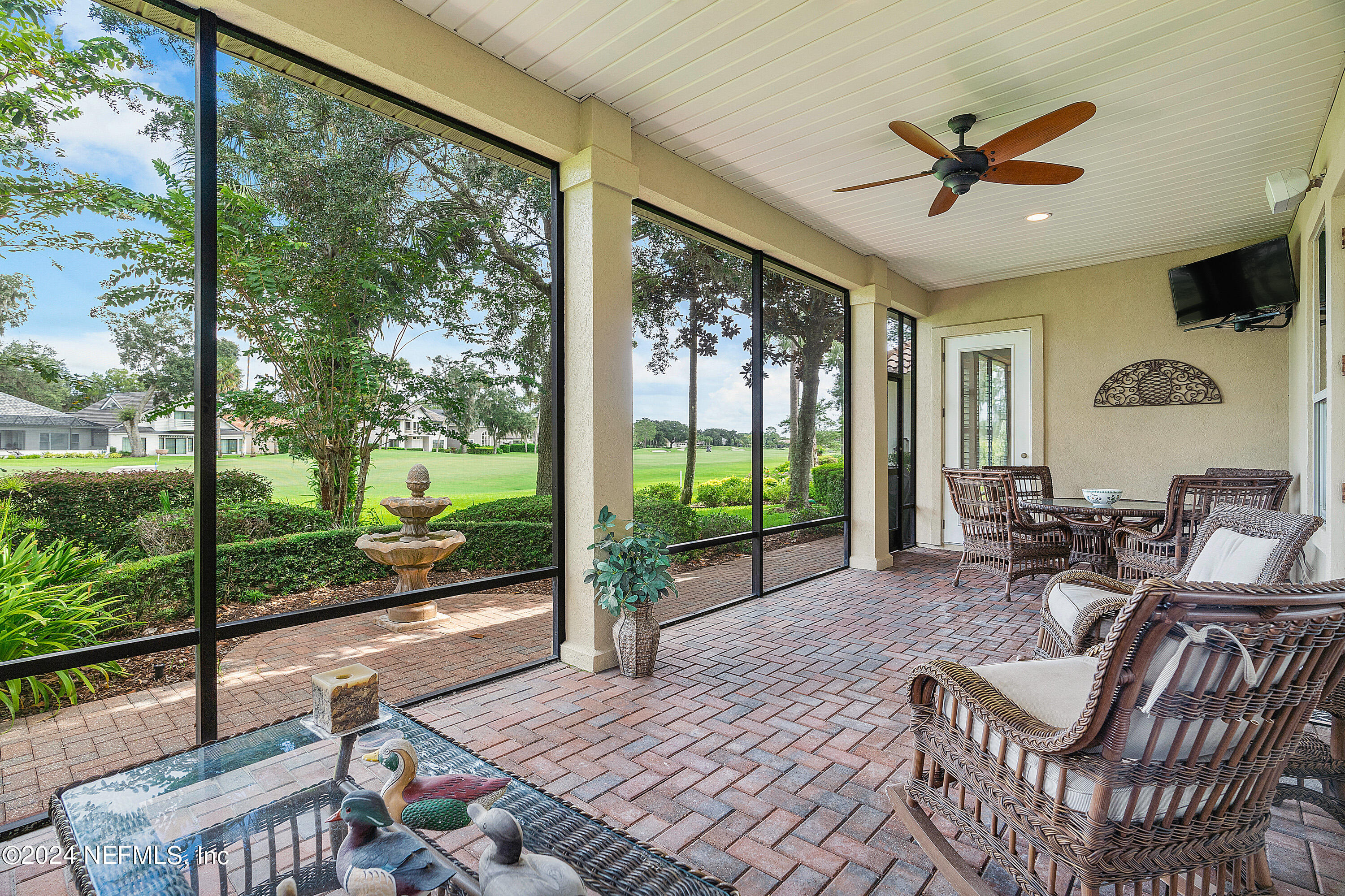 104 Lantana Court Ponte Vedra Beach, FL 32082 - Photo 28 of 37 Screened Lanai to Views