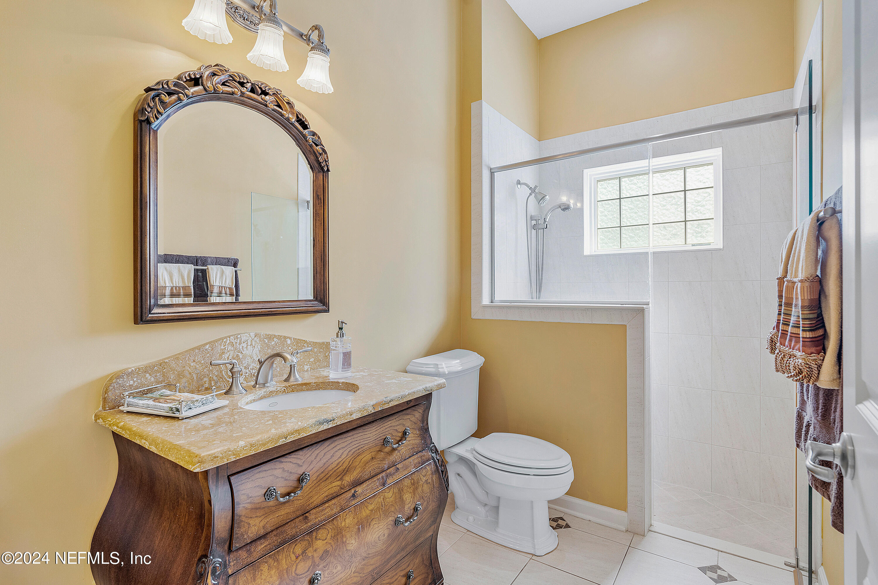 104 Lantana Court Ponte Vedra Beach, FL 32082 - Photo 5 of 37 Guest/4th Bath