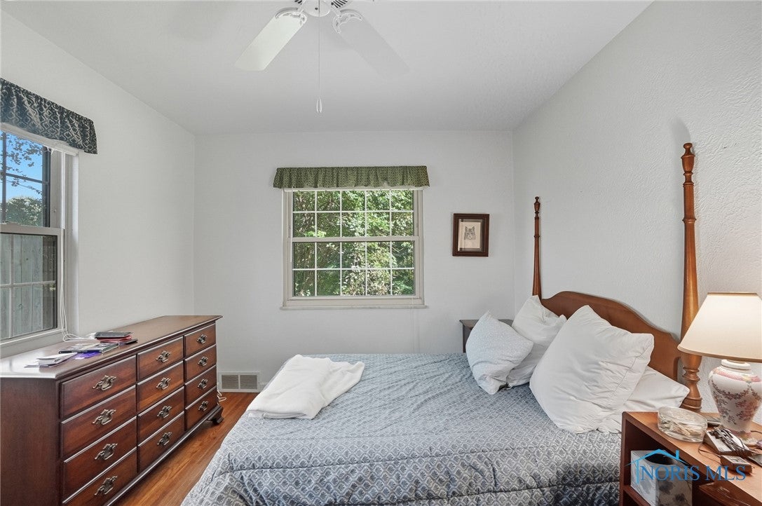 2810 Evergreen Road Toledo, OH 43606 - Photo 16 of 32 Gallery Image 16