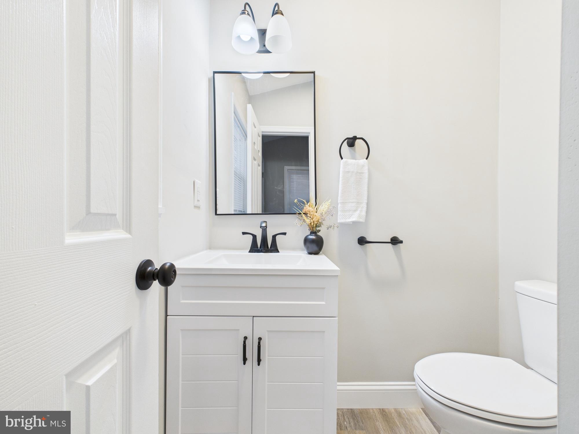 11 Denham Avenue Claymont, DE 19703 - Photo 6 of 28 Modern half bathroom, first floor.