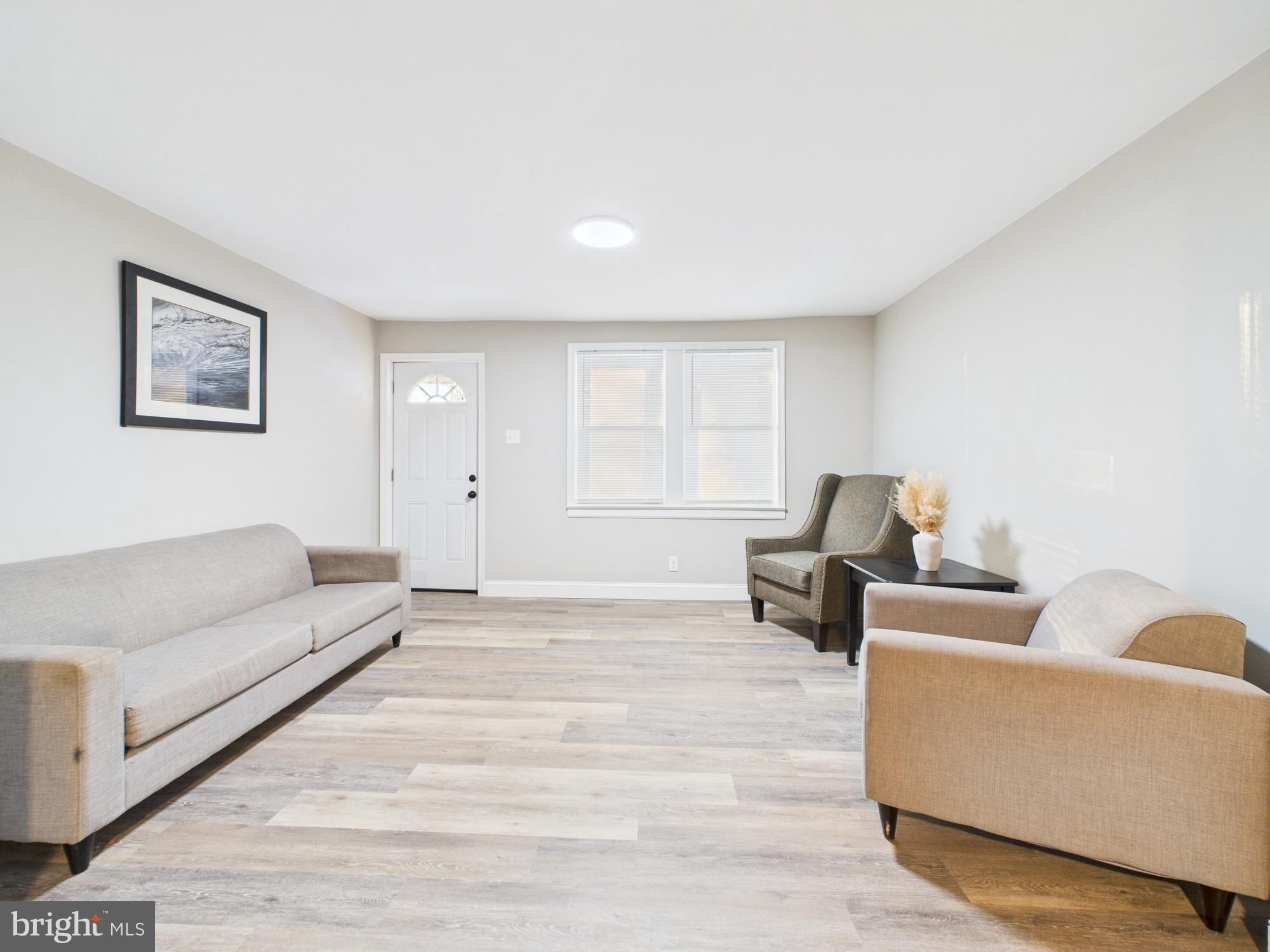 11 Denham Avenue Claymont, DE 19703 - Photo 7 of 28 Bright and inviting living space awaits you.