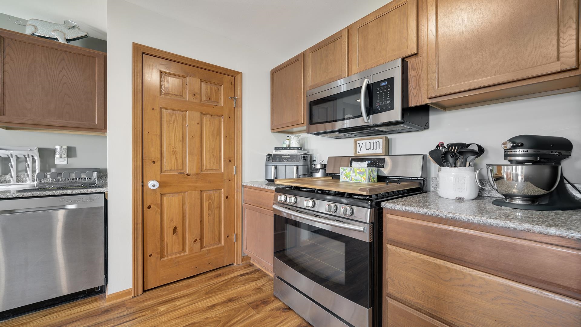 830 Acadia Street Roscoe, IL 61073 - Photo 11 of 31 Gallery Image 11