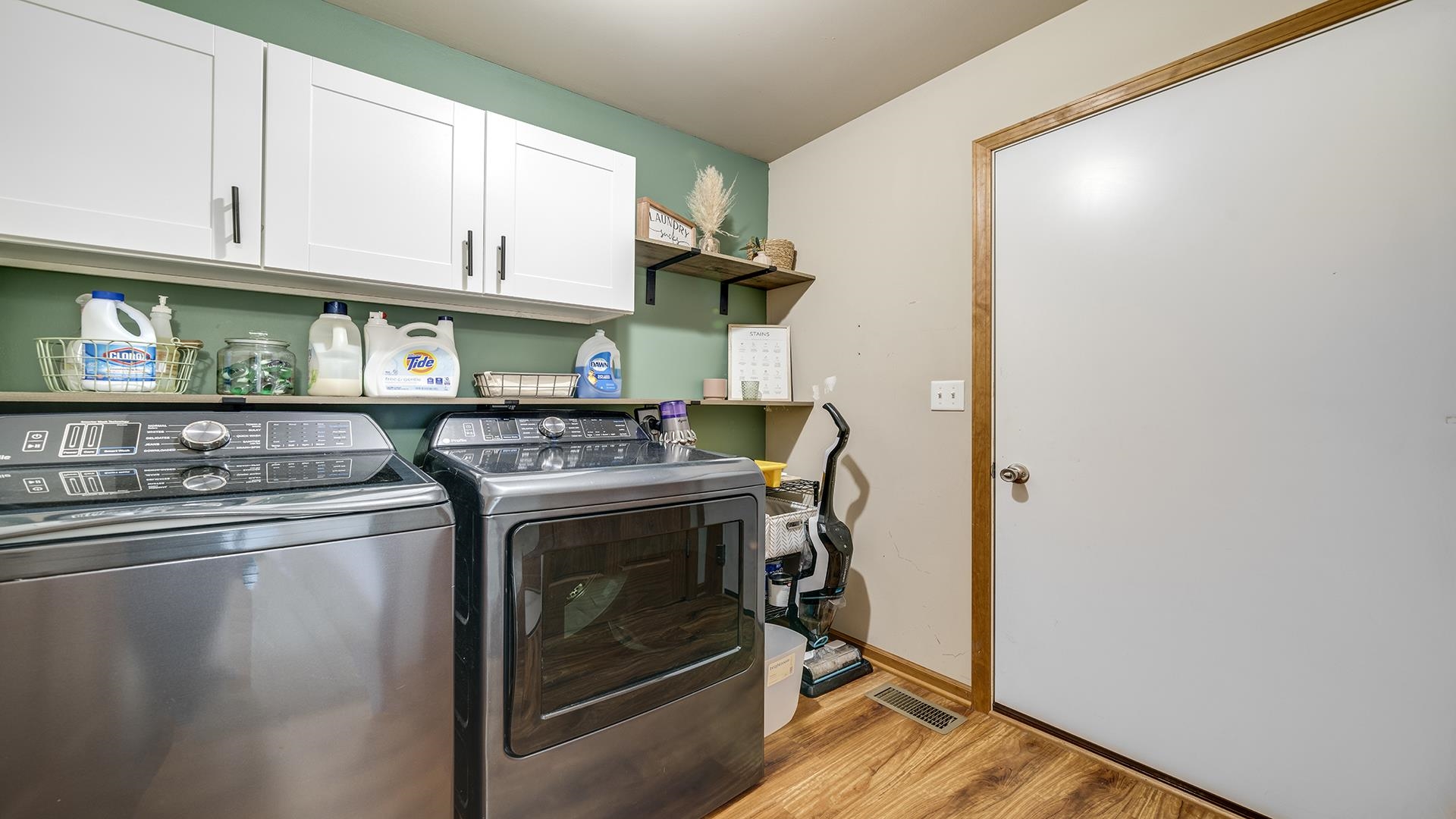 830 Acadia Street Roscoe, IL 61073 - Photo 14 of 31 Gallery Image 14