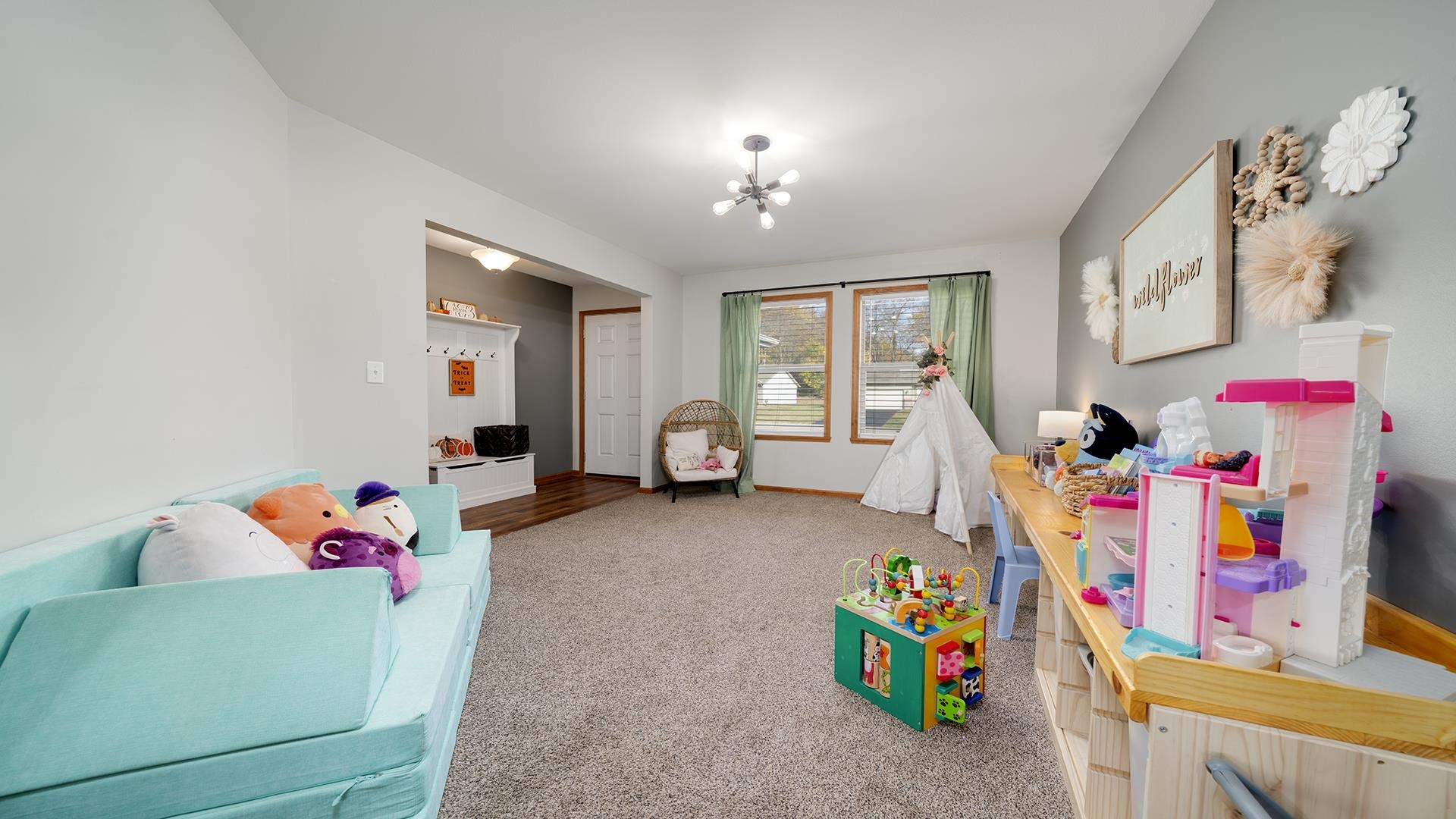 830 Acadia Street Roscoe, IL 61073 - Photo 2 of 31 Gallery Image 2