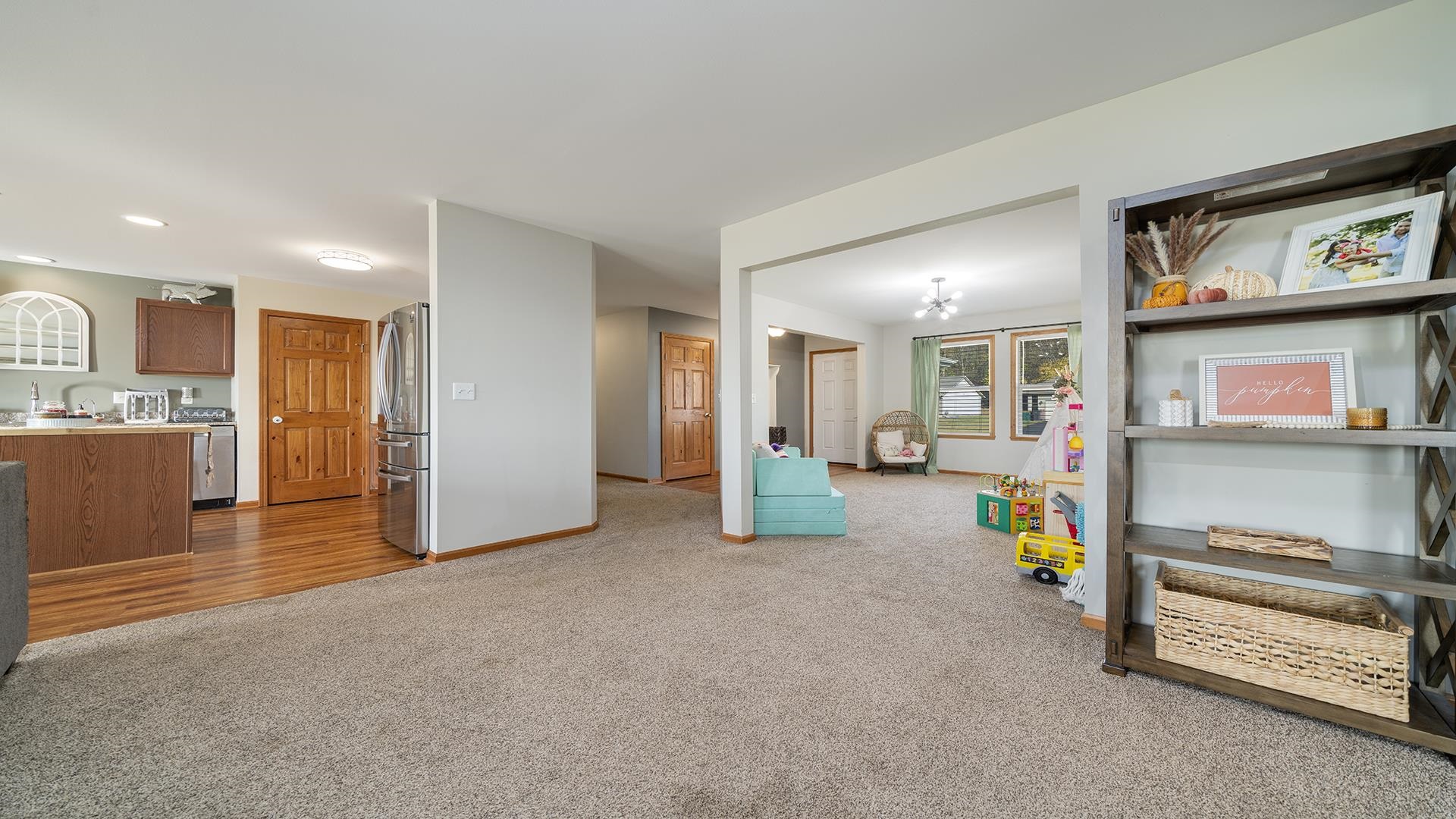 830 Acadia Street Roscoe, IL 61073 - Photo 3 of 31 Gallery Image 3