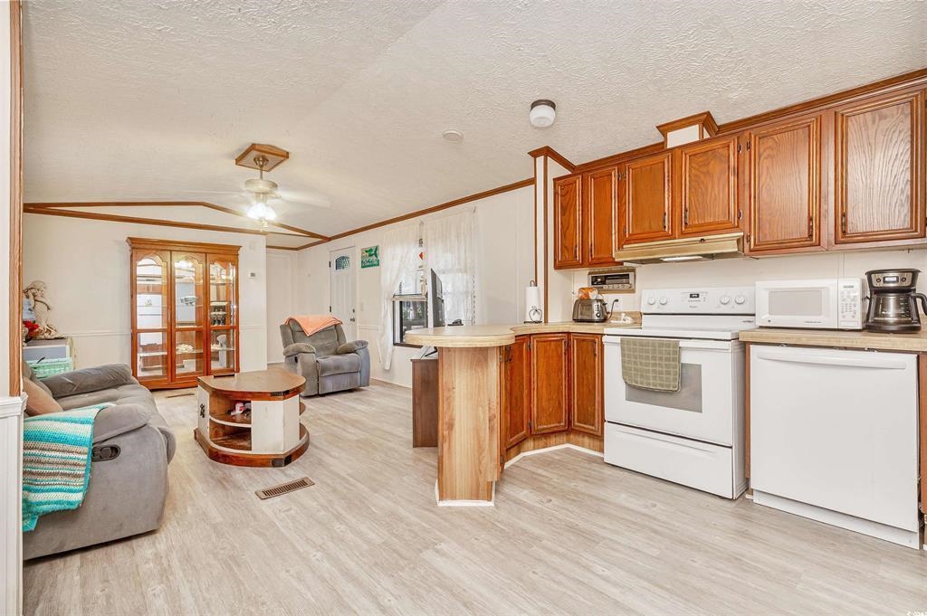 582 Mimosa Drive Murrells Inlet, SC 29576 - Photo 12 of 43