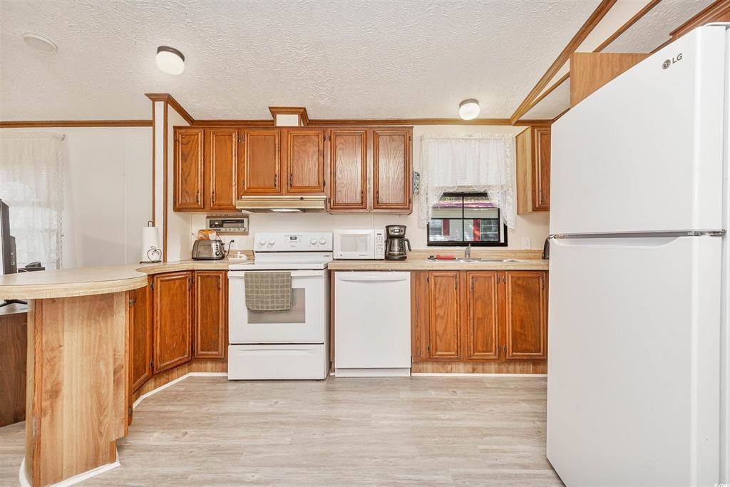 582 Mimosa Drive Murrells Inlet, SC 29576 - Photo 13 of 43