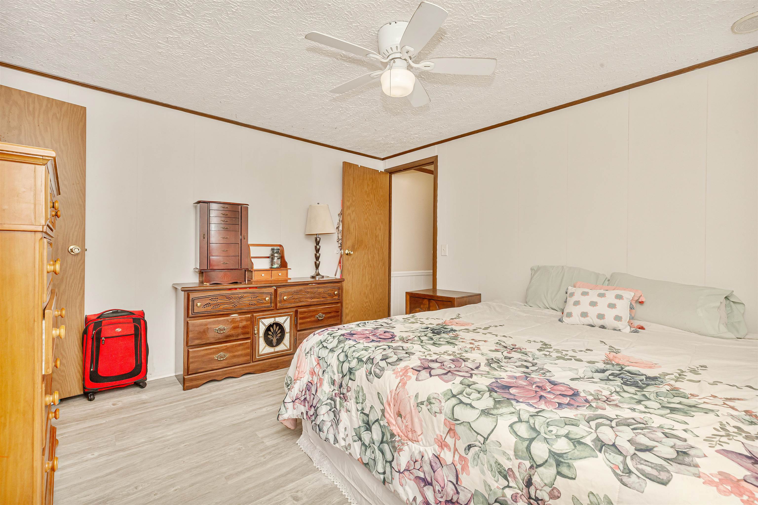 582 Mimosa Drive Murrells Inlet, SC 29576 - Photo 20 of 43