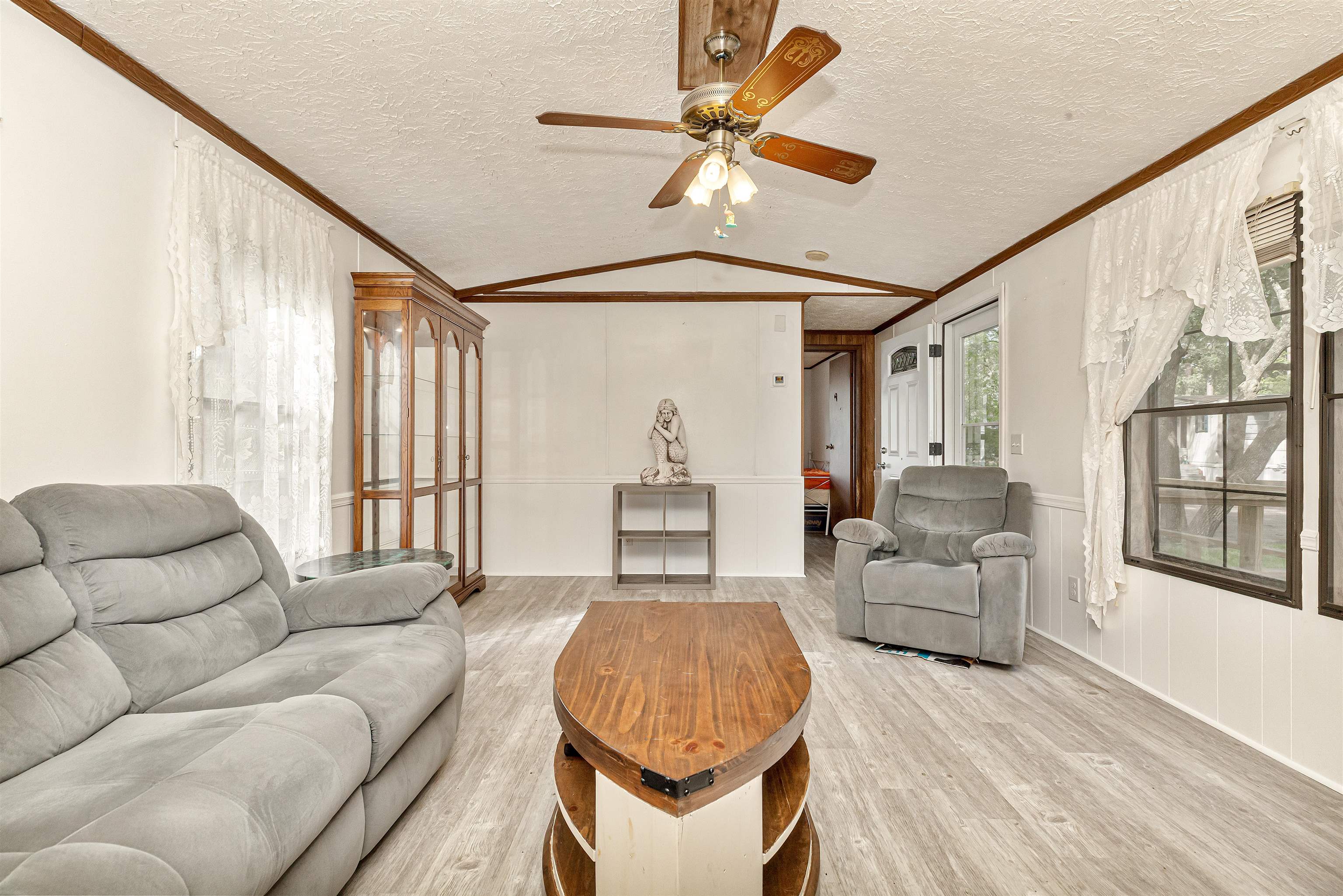 582 Mimosa Drive Murrells Inlet, SC 29576 - Photo 9 of 43