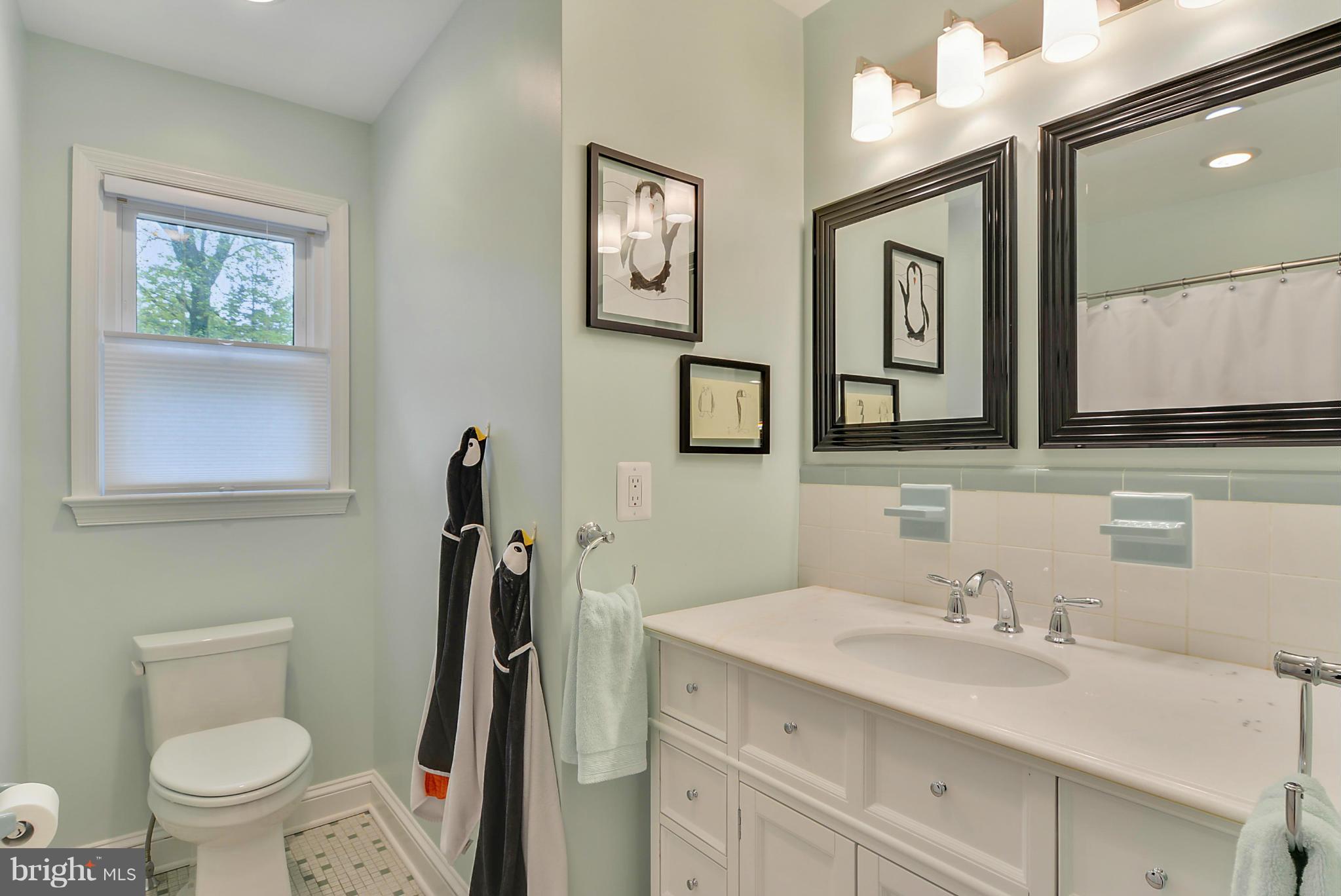 39174 Foxhill Road Leesburg, VA 20175 - Photo 12 of 30 Bath