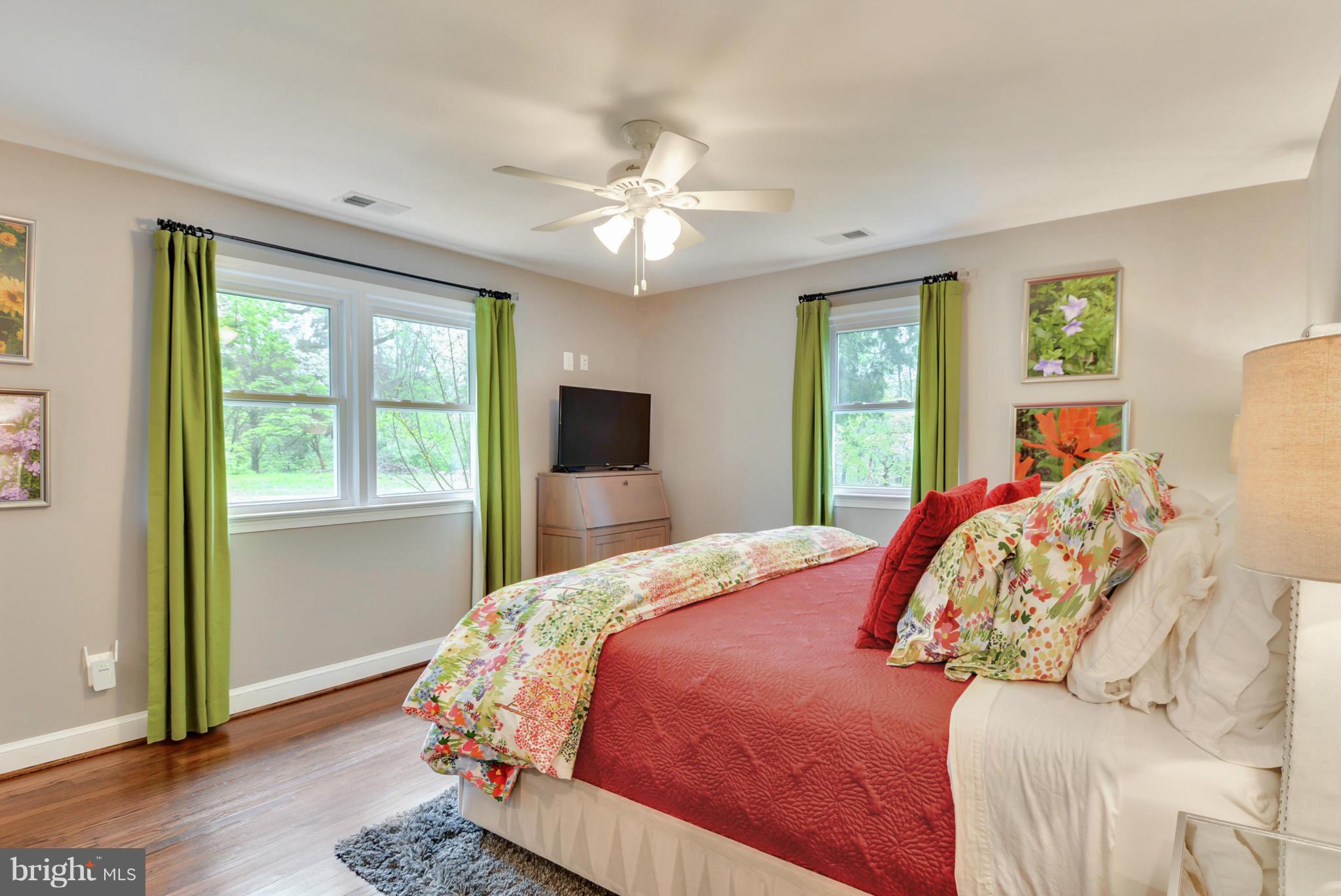 39174 Foxhill Road Leesburg, VA 20175 - Photo 14 of 30 Bedroom (Master)