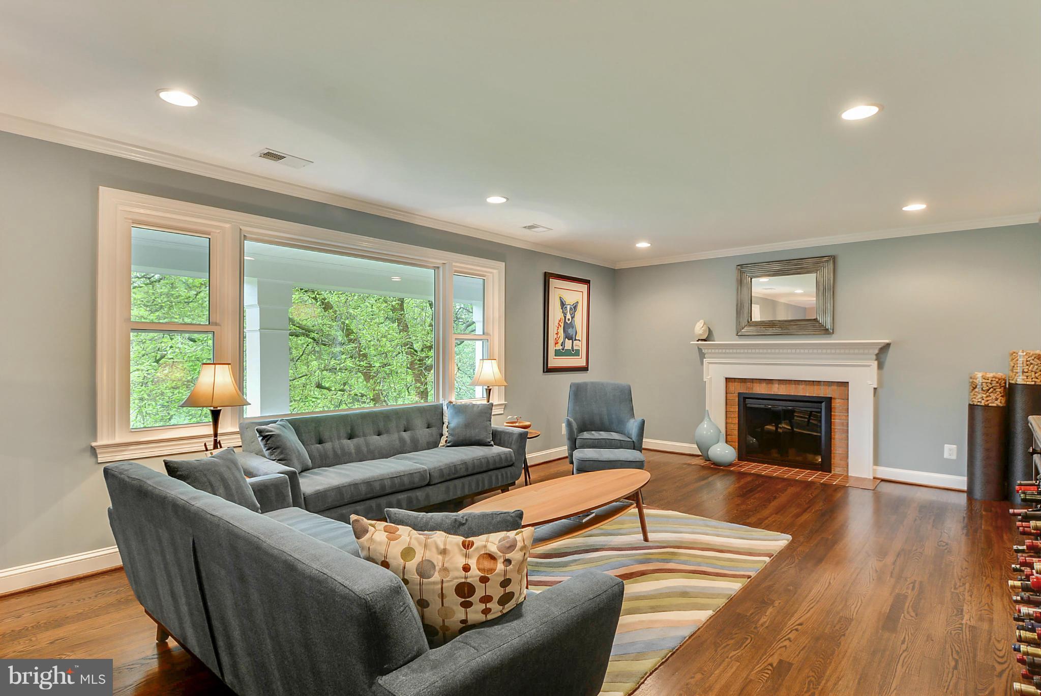 39174 Foxhill Road Leesburg, VA 20175 - Photo 4 of 30 Family Room