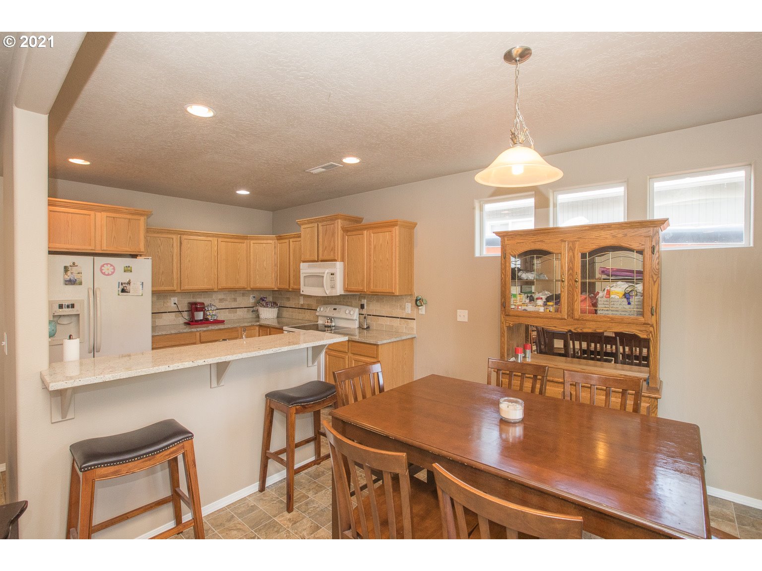 617 South 49th Place Springfield, OR 97478 - Photo 13 of 23