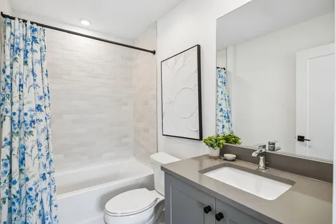 $599,000 | 5710 A California Avenue, Nashville, TN 37209