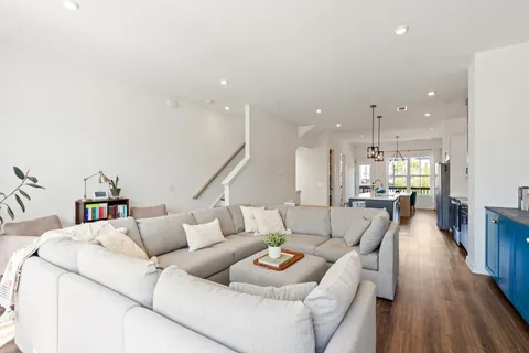$599,000 | 5710 A California Avenue, Nashville, TN 37209