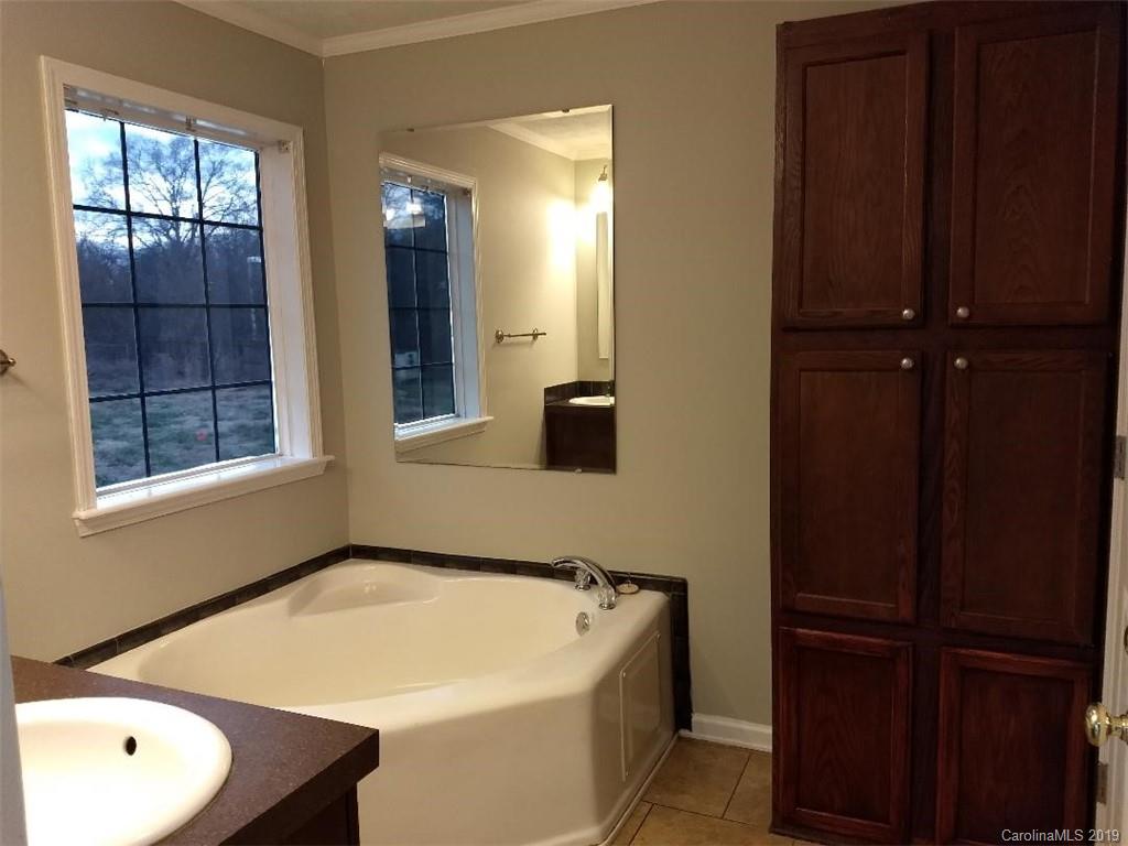 221 Gateway Farm Road Clover, SC 29710 - Photo 13 of 22 Gallery Image 13
