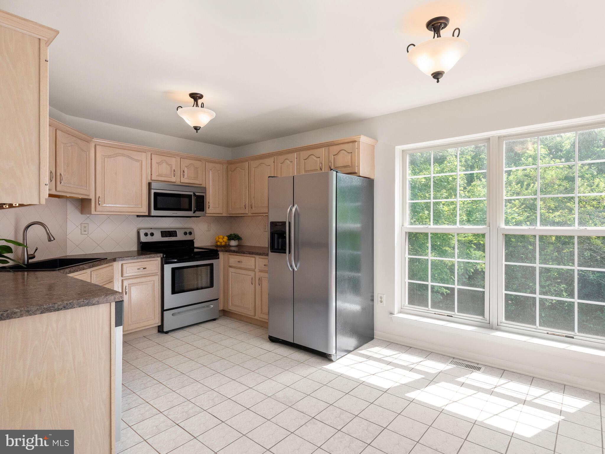 7 Raleigh Court Pottstown, PA 19464 - Photo 11 of 38 Gallery Image 11