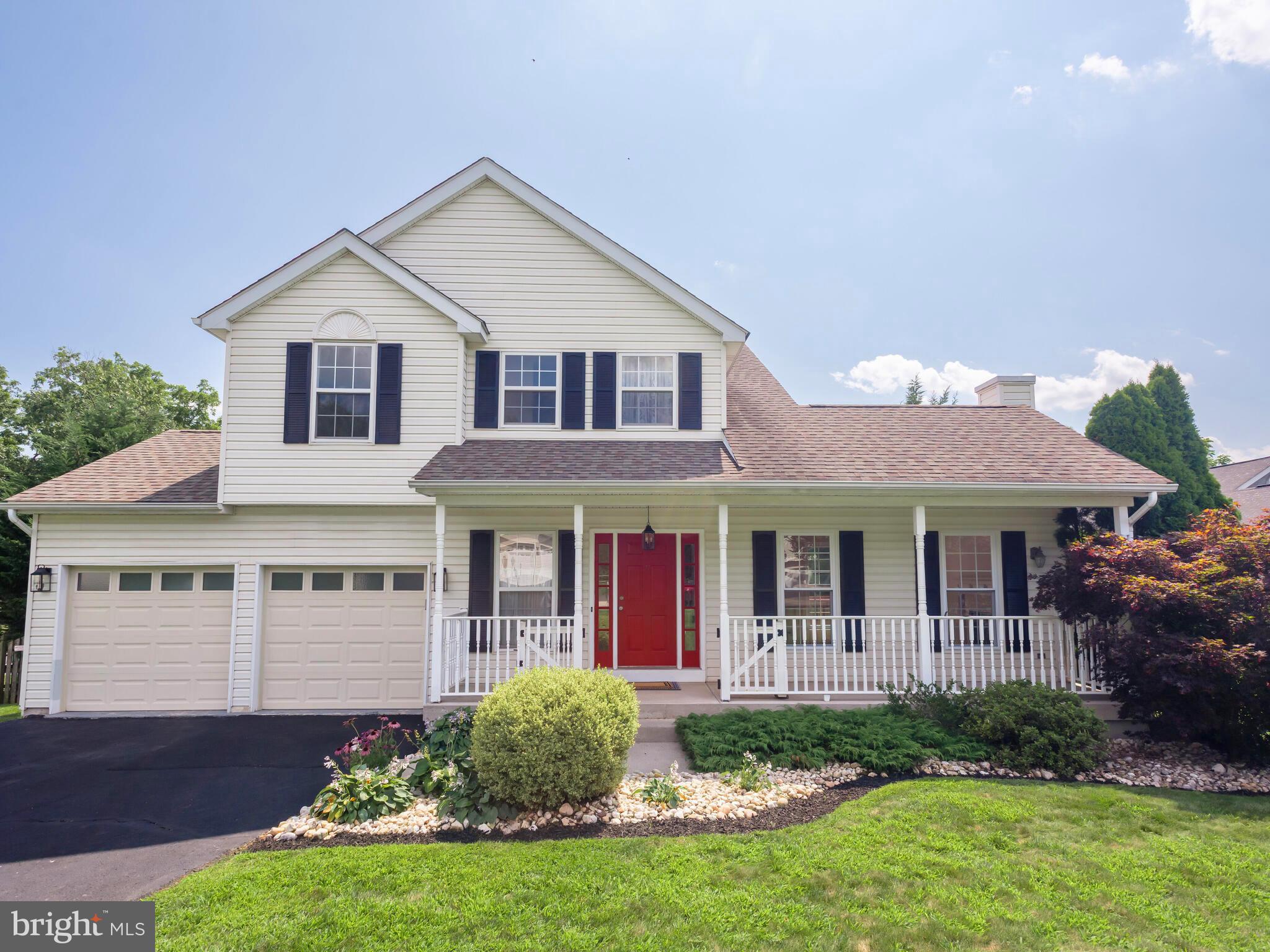 7 Raleigh Court Pottstown, PA 19464 - Photo 3 of 38 Gallery Image 3