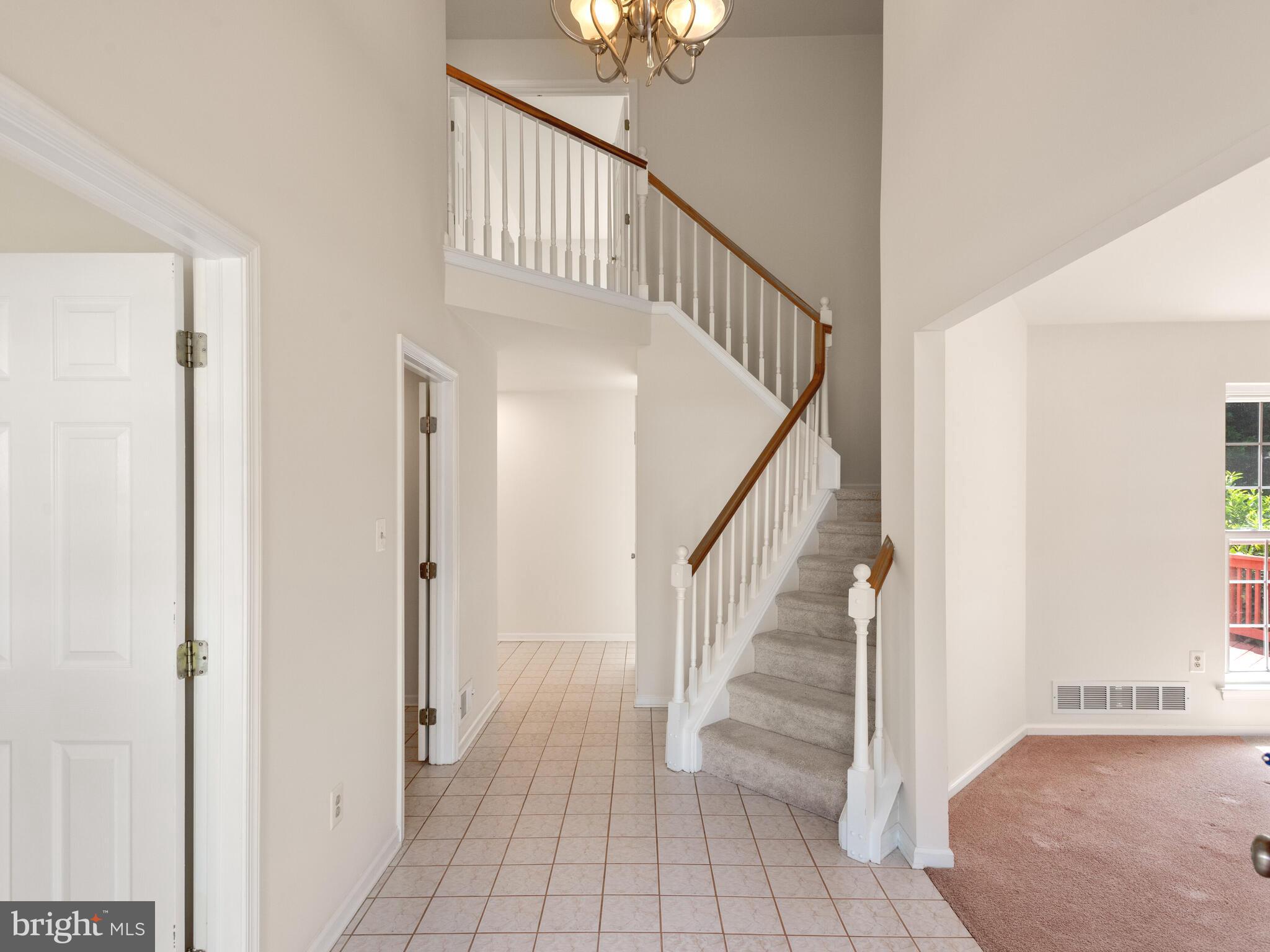 7 Raleigh Court Pottstown, PA 19464 - Photo 9 of 38 Gallery Image 9