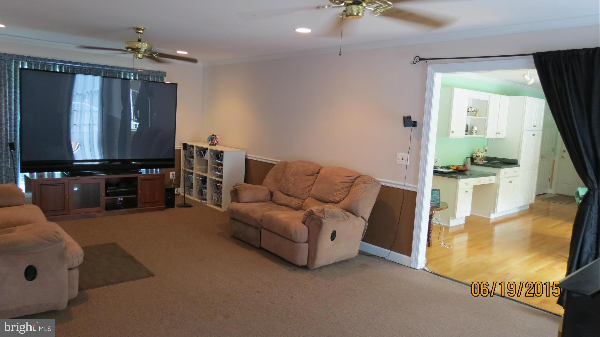 9466 Quail Run Road Denton, MD 21629 - Photo 10 of 24 Living Room
