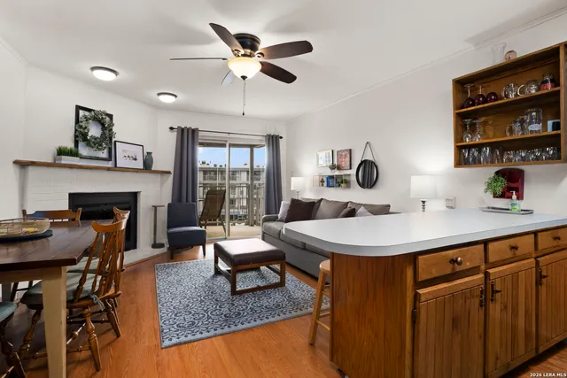 $319,000 | 500 North Market Avenue, Unit 319D, New Braunfels, TX 78130