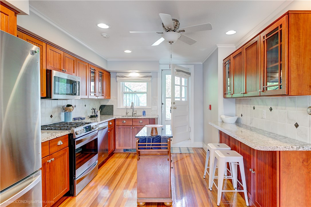 32 Catherine Street, Unit B Newport, RI 02840 - Photo 5 of 32 Kitchen