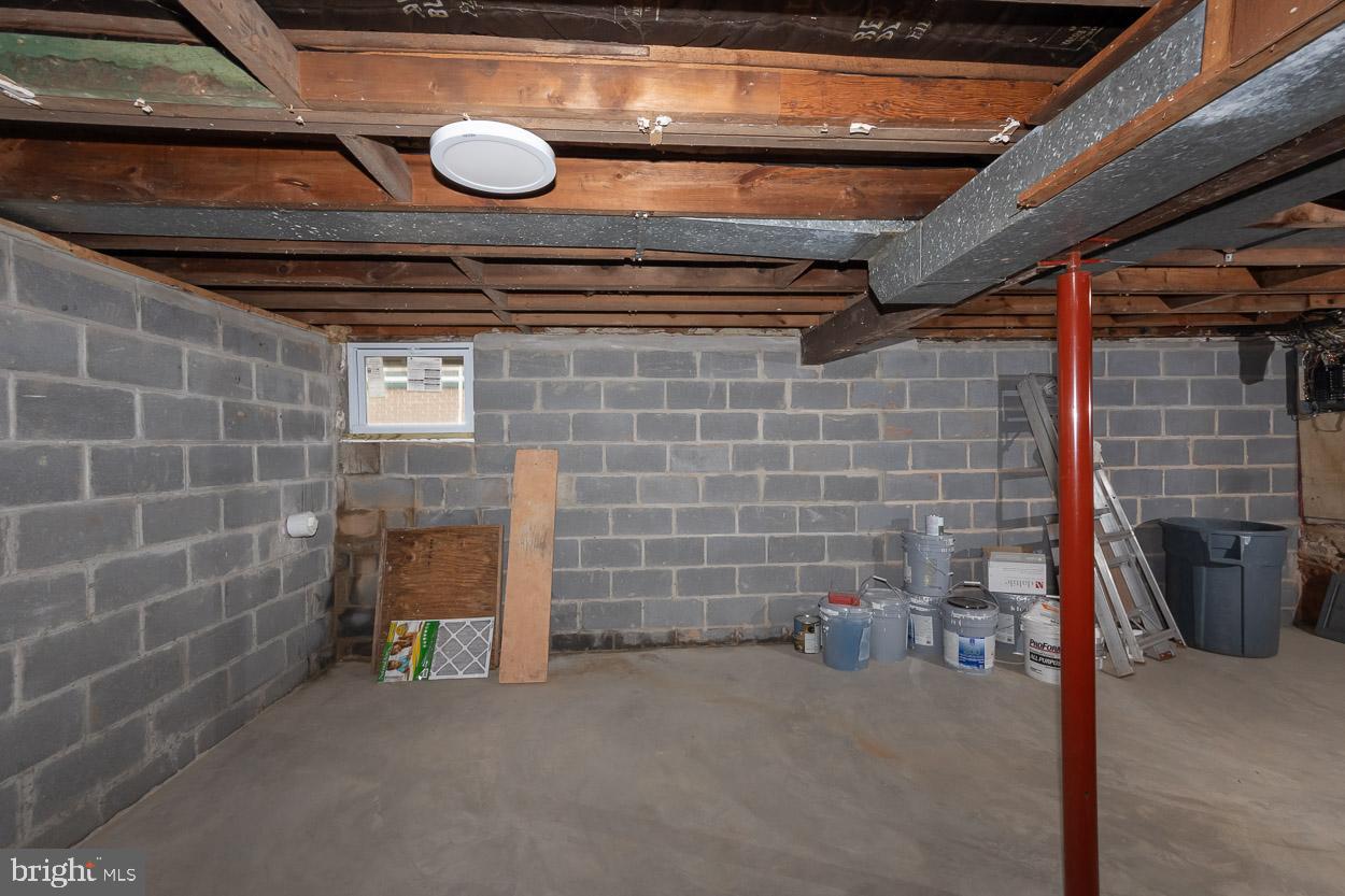 117 Bennett Road Essex, MD 21221 - Photo 25 of 32 Gallery Image 25