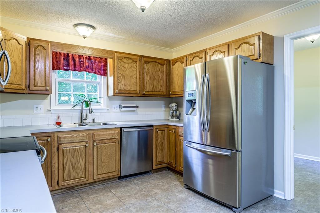 2616 Union Grove Road Lexington, NC 27295 - Photo 10 of 24 Gallery Image 10