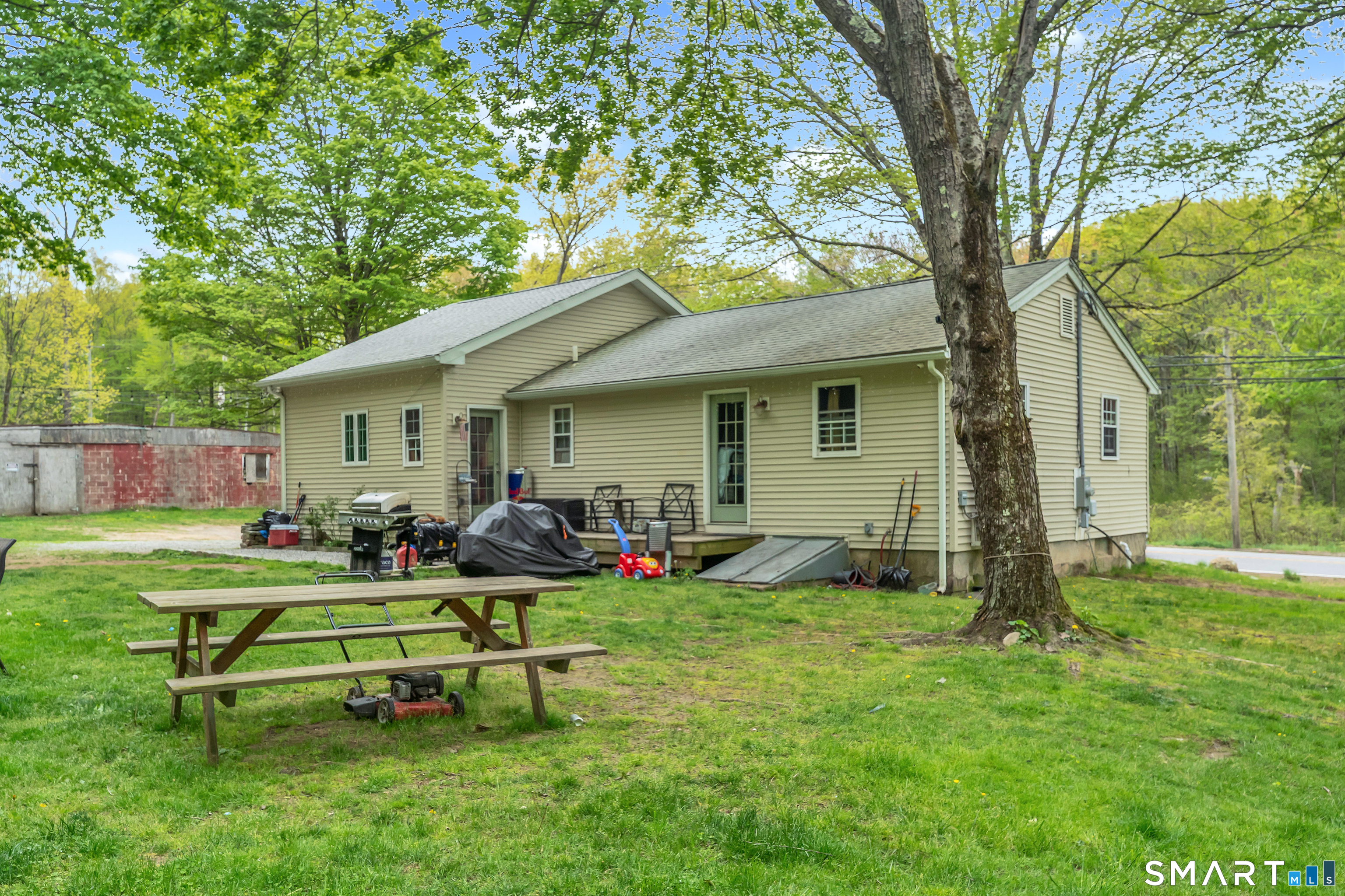 680 Killingworth Road Haddam, CT 06441 - Photo 23 of 31
