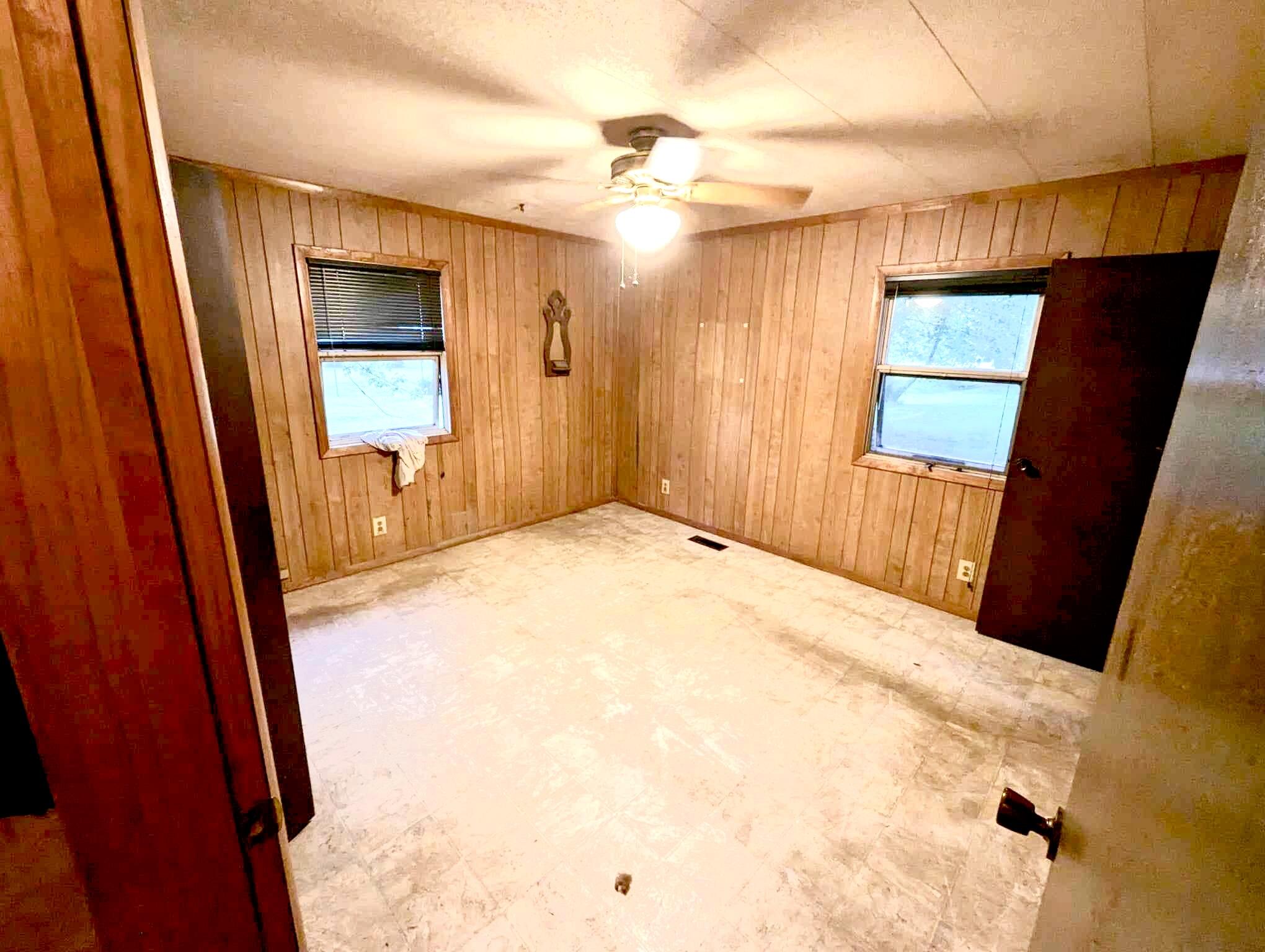 6695 Lincoln Road Michigan City, IN 46360 - Photo 10 of 14 2040x1536