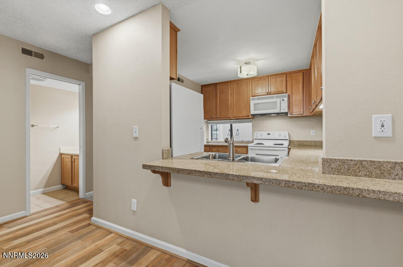 3014 Eastshore Place Reno, NV 89509 - Photo 6 of 36 3014 Eastshore Pl (6 of 33)