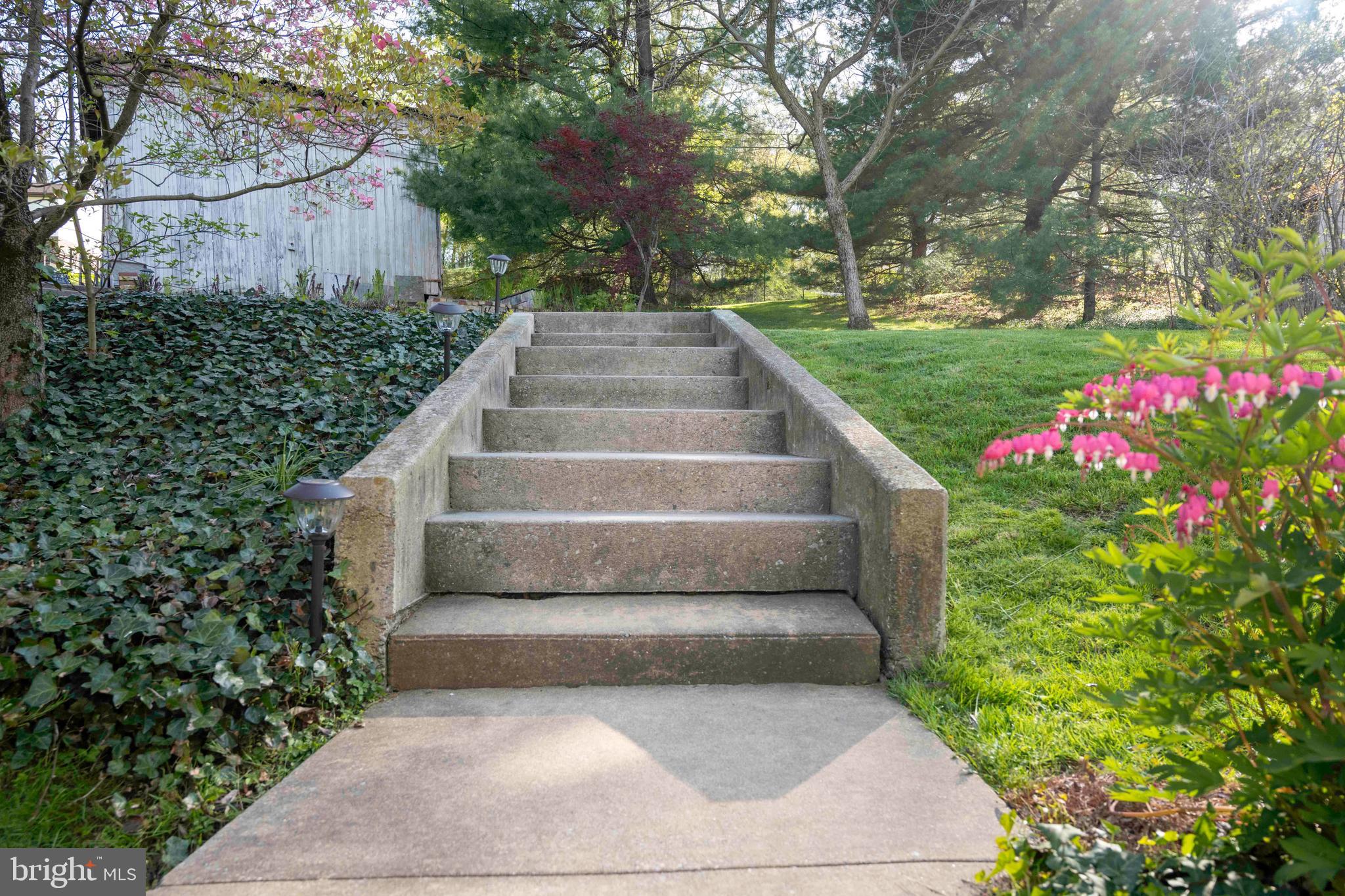 5348 Strasburg Road Kinzers, PA 17535 - Photo 8 of 97 Steps in yard