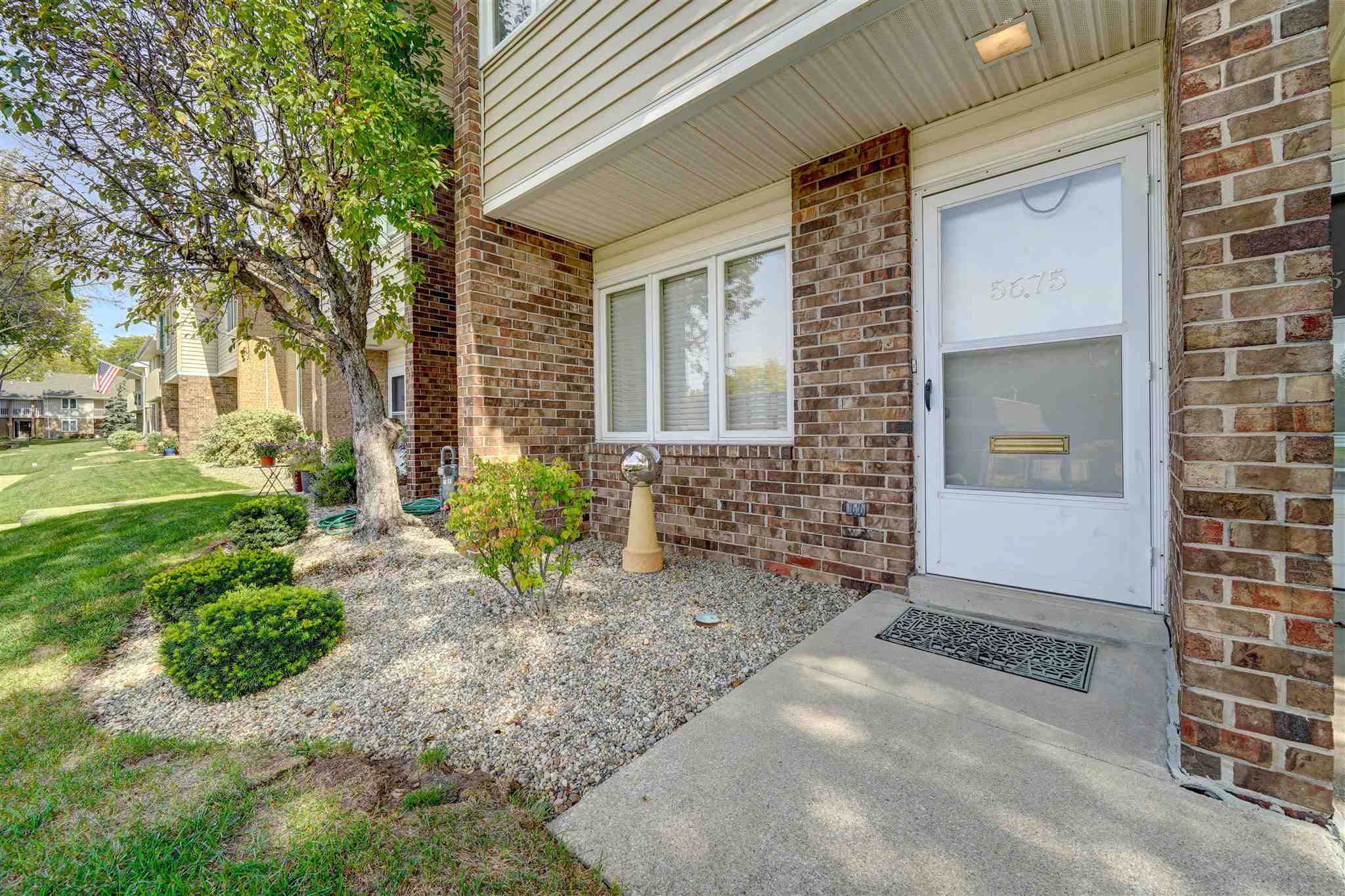 5675 South Wayne Avenue Fort Wayne, IN 46807 - Photo 1 of 31