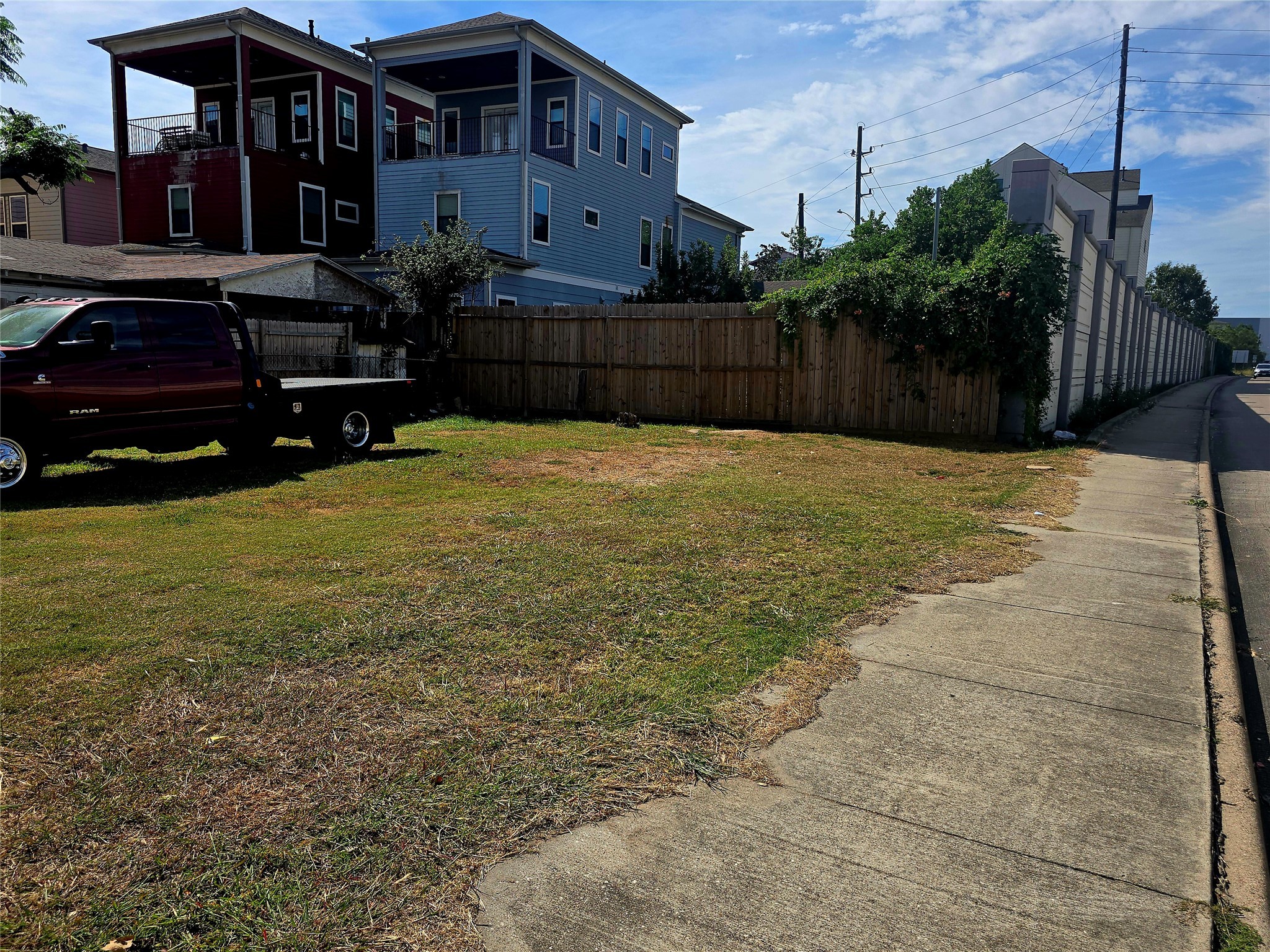 1615 Bass Street Houston, TX 77007 - Photo 4 of 11